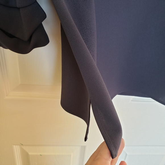 Lafayette 148 Dark Gray Blouse with gathered sleeves. Size S Office Quiet luxury - Picture 7 of 8